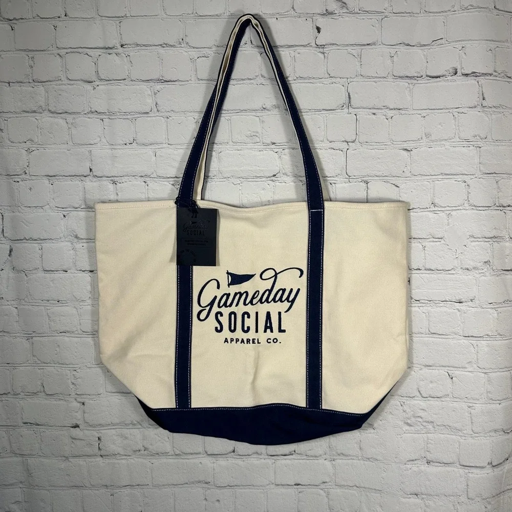 Gameday Social Apparel Co Canvas Tote Bag Navy‎ Blue Cream Zipper Top Boat Bag